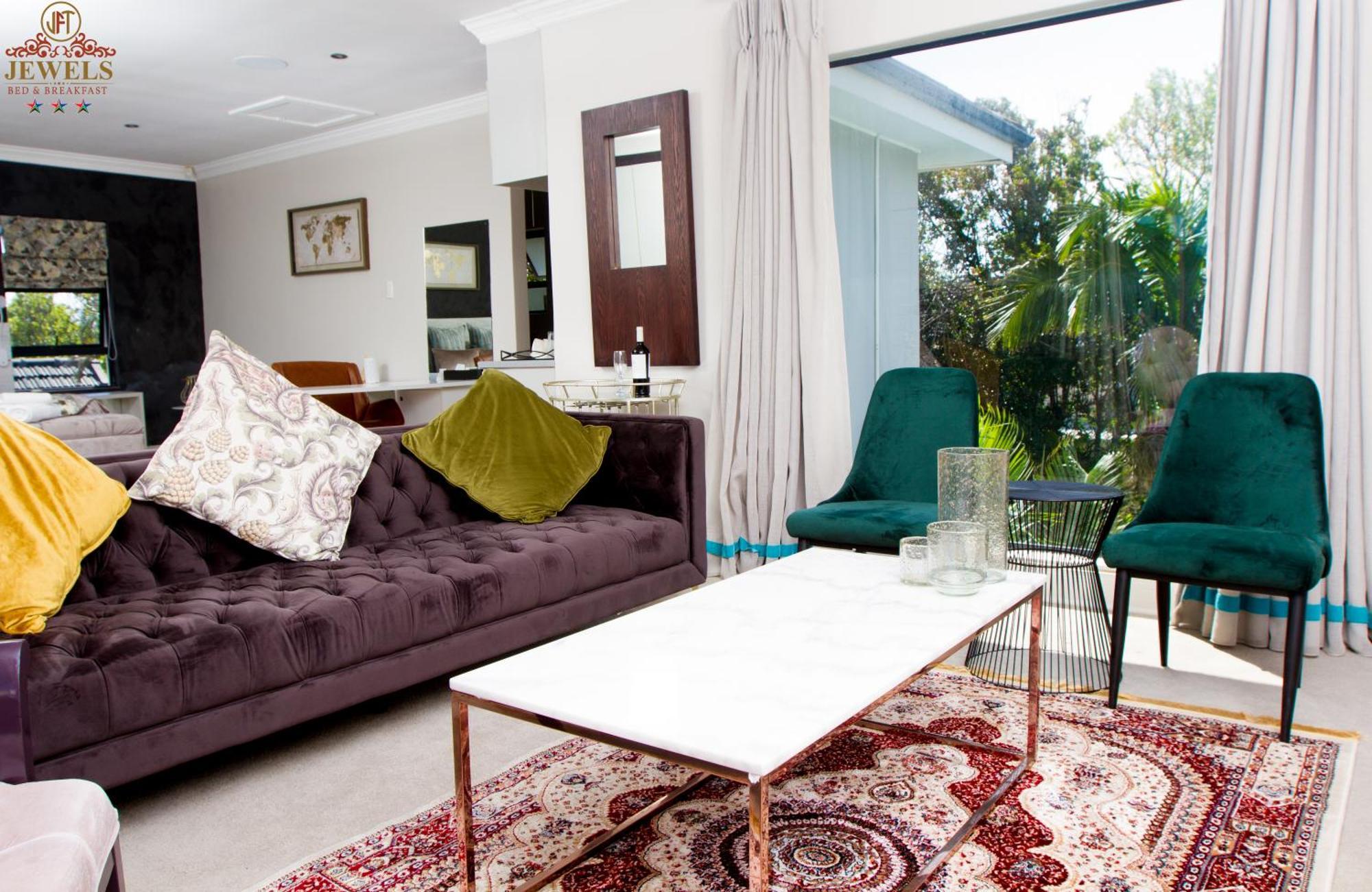 Jft Jewels Guest House East London Exterior photo